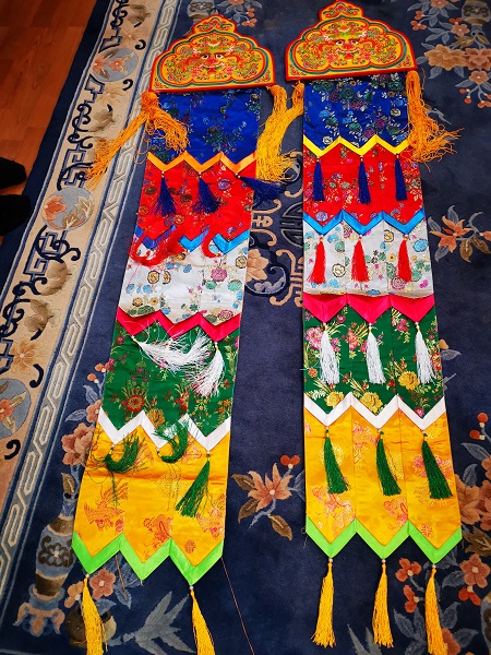 Smaller wall hangings